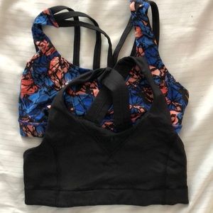 2 sports bras